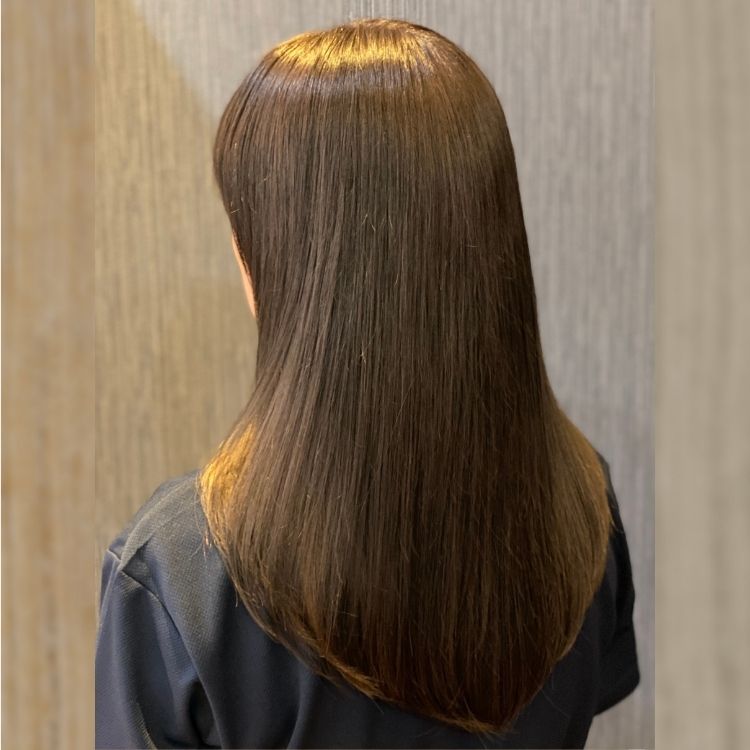 髪の内部から美しく。Syow
が提案するのは本質的な髪質改善。